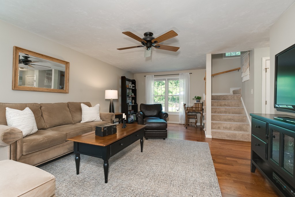 35 Rawson Road Webster, MA 01570 - Photo 3 of 25 Gallery Image 3