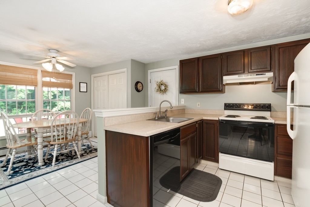 35 Rawson Road Webster, MA 01570 - Photo 8 of 25 Gallery Image 8