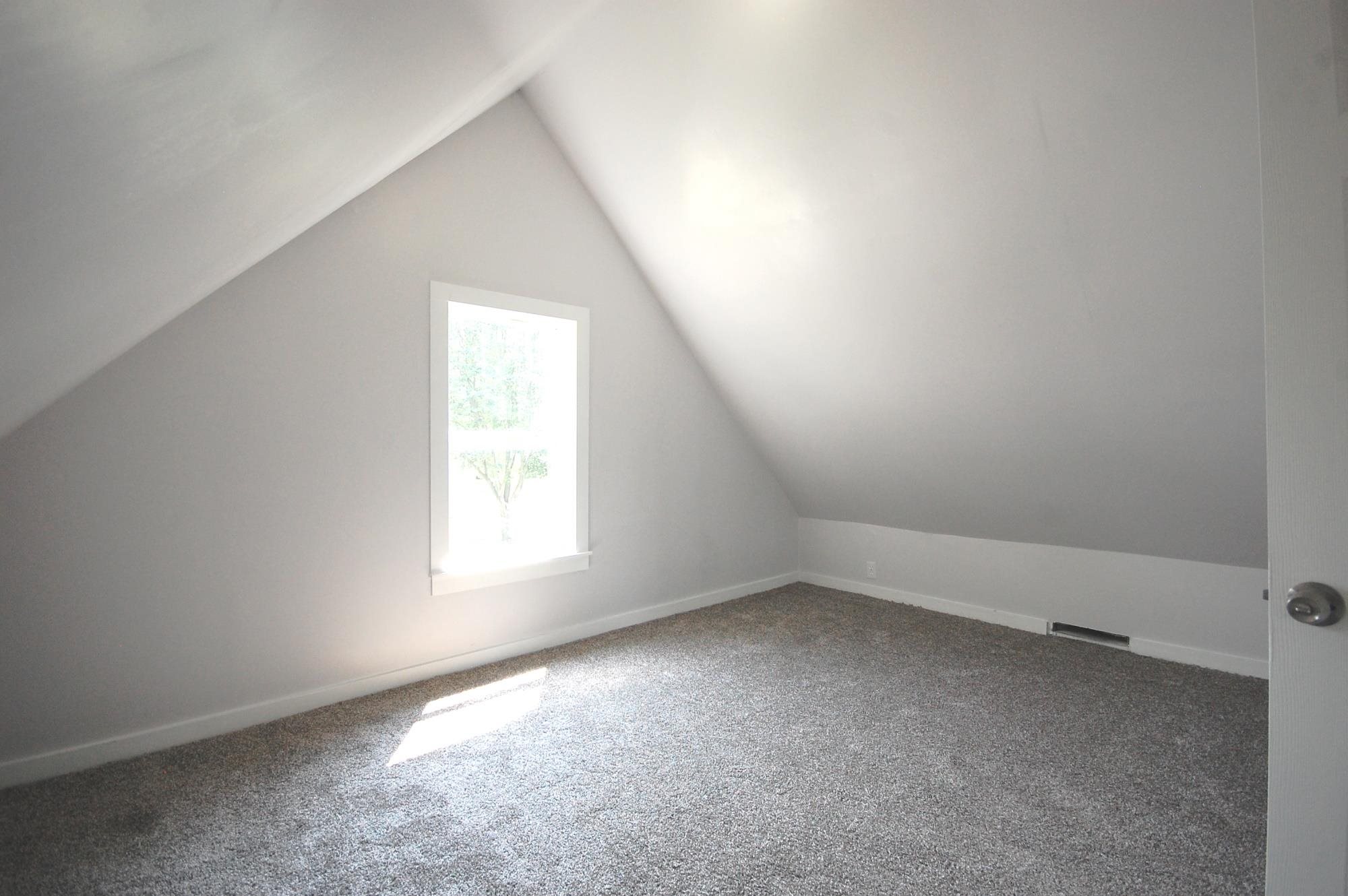 343 West Oak Street Butler, IN 46721 - Photo 23 of 28