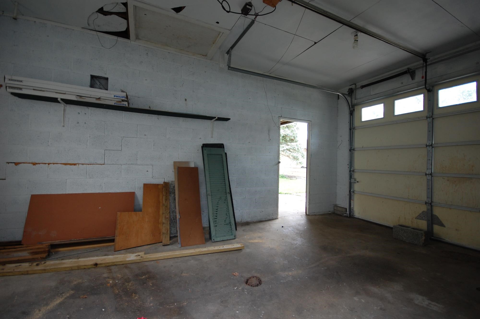 343 West Oak Street Butler, IN 46721 - Photo 26 of 28