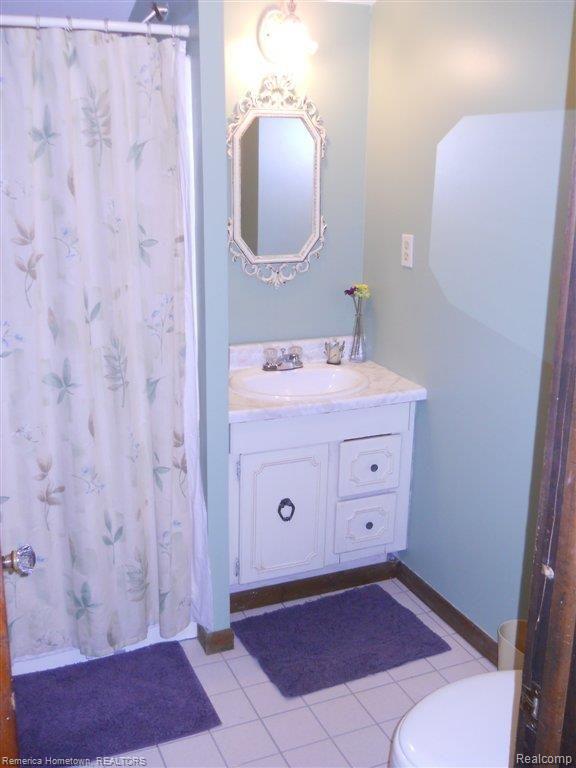50135 Hanford Road Canton, MI 48187 - Photo 19 of 20 DSCN1038.JPG