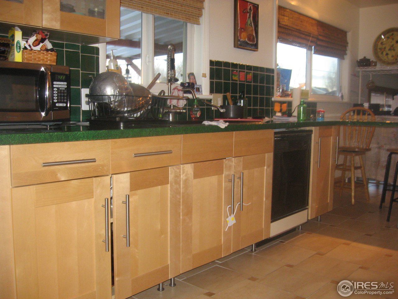 917 Rocky Road Fort Collins, CO 80521 - Photo 5 of 16 cabinets