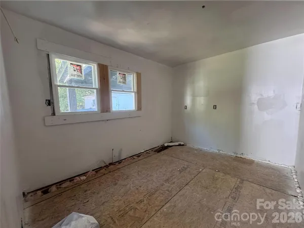 $159,999 | 307 Ervin Drive, Cherryville, NC 28021