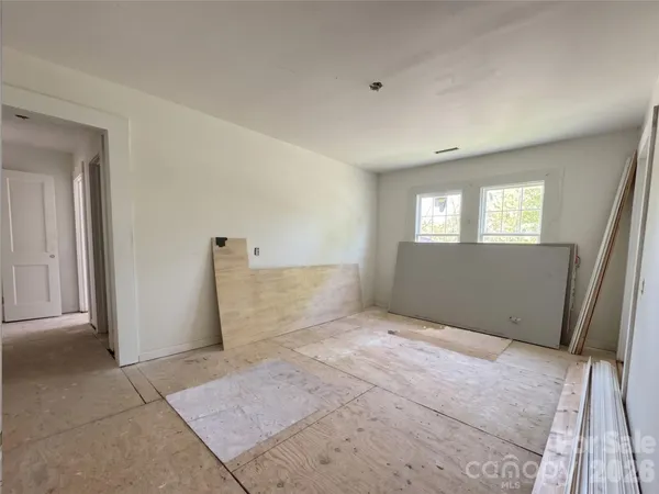 $159,999 | 307 Ervin Drive, Cherryville, NC 28021