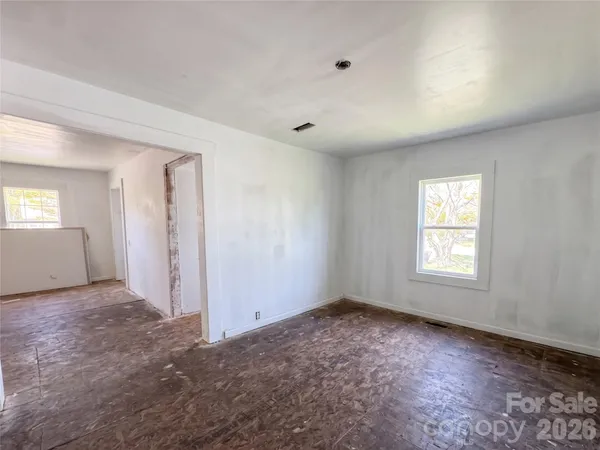 $159,999 | 307 Ervin Drive, Cherryville, NC 28021