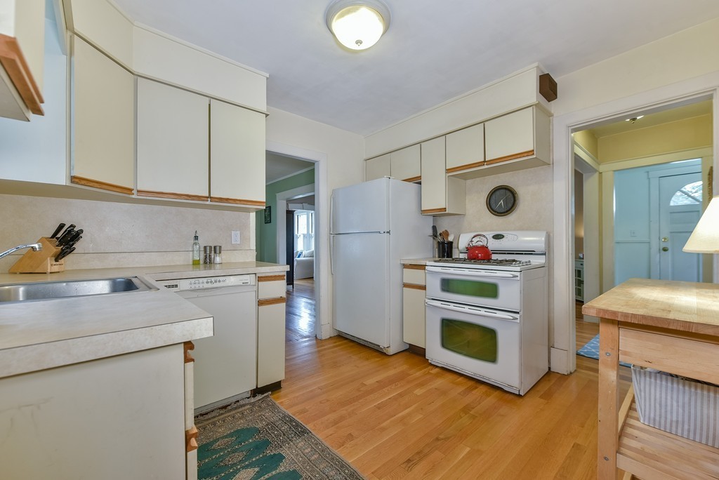 163 Trapelo Road Waltham, MA 02452 - Photo 6 of 22 Gallery Image 6