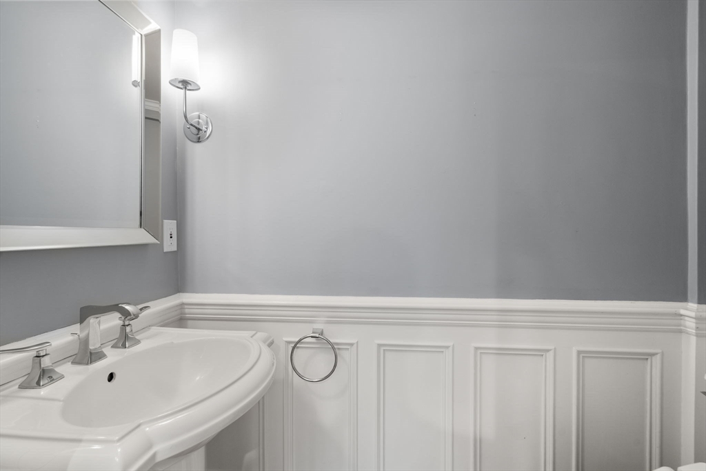 1844 Main Street, Unit 1 Concord, MA 01742 - Photo 16 of 30