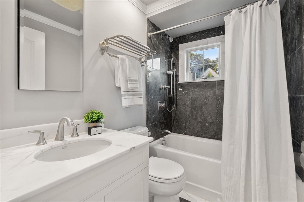 1844 Main Street, Unit 1 Concord, MA 01742 - Photo 18 of 30