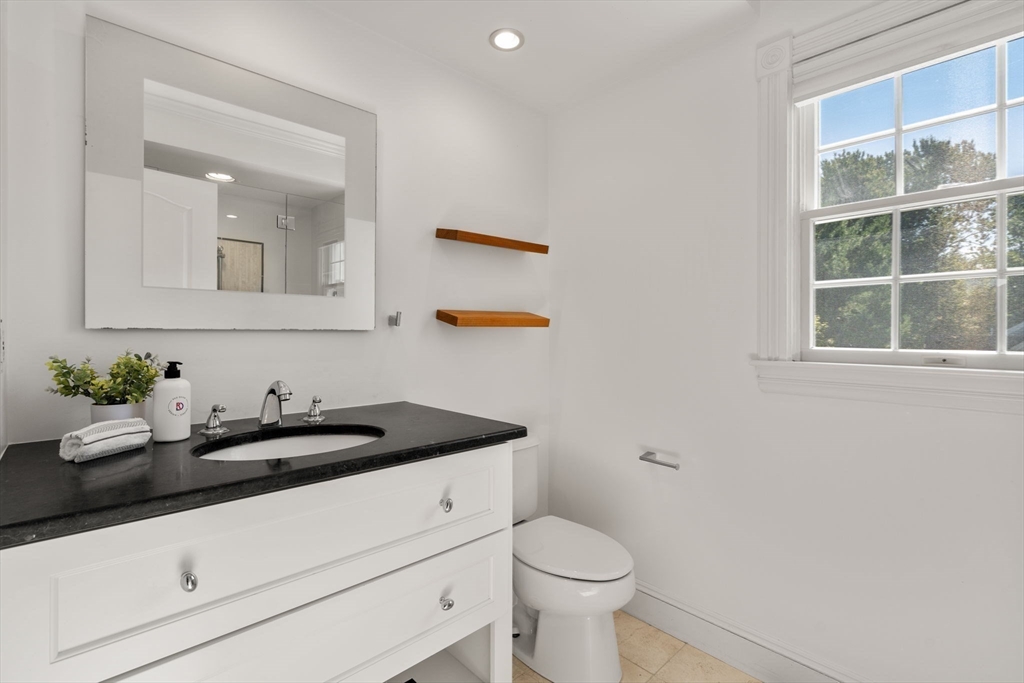 1844 Main Street, Unit 1 Concord, MA 01742 - Photo 22 of 30