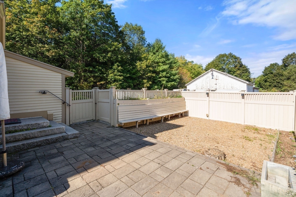 1844 Main Street, Unit 1 Concord, MA 01742 - Photo 27 of 30