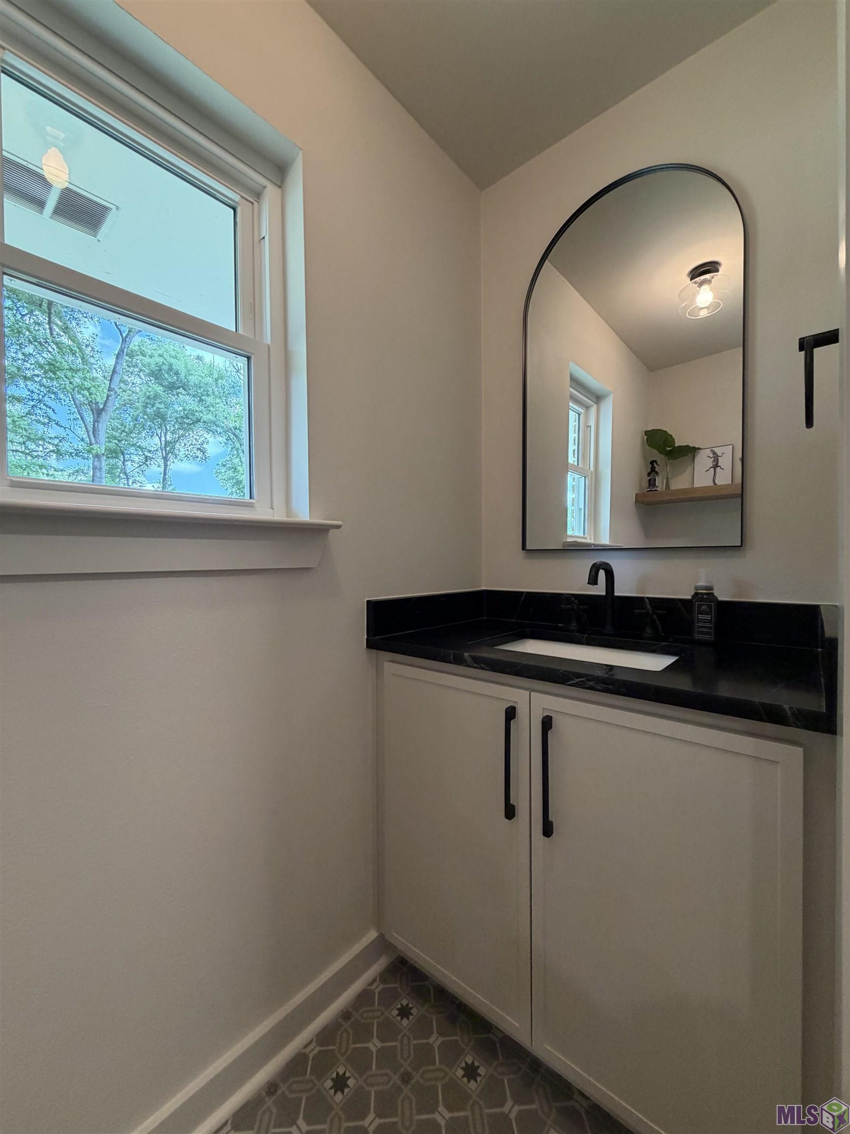 18358 Broussard Road Prairieville, LA 70769 - Photo 12 of 21 Gallery Image 12