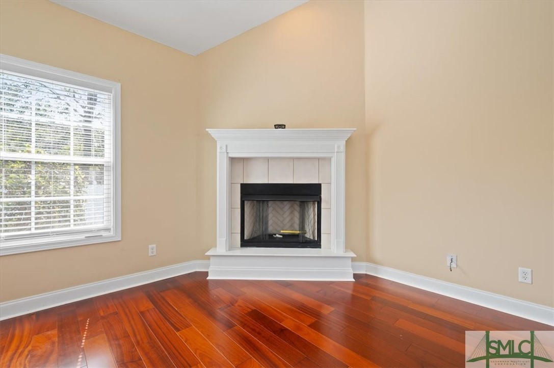 111 Tolliver Lane Rincon, GA 31326 - Photo 10 of 39 Ventlass corner fireplace has never been used. Be
