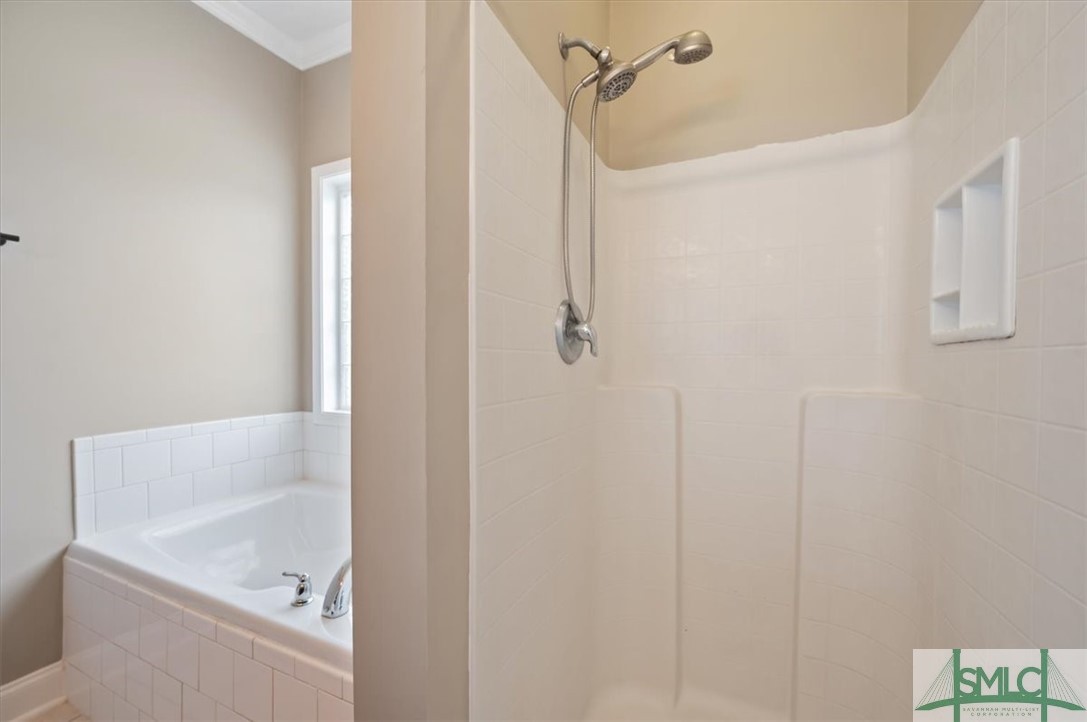 111 Tolliver Lane Rincon, GA 31326 - Photo 23 of 39 Separage soaker bath and separate shower!