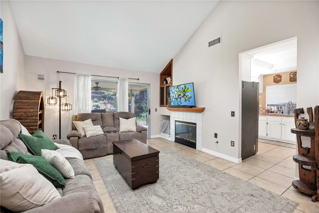 40183 Mimulus Way Temecula, CA 92591 - Photo 5 of 39