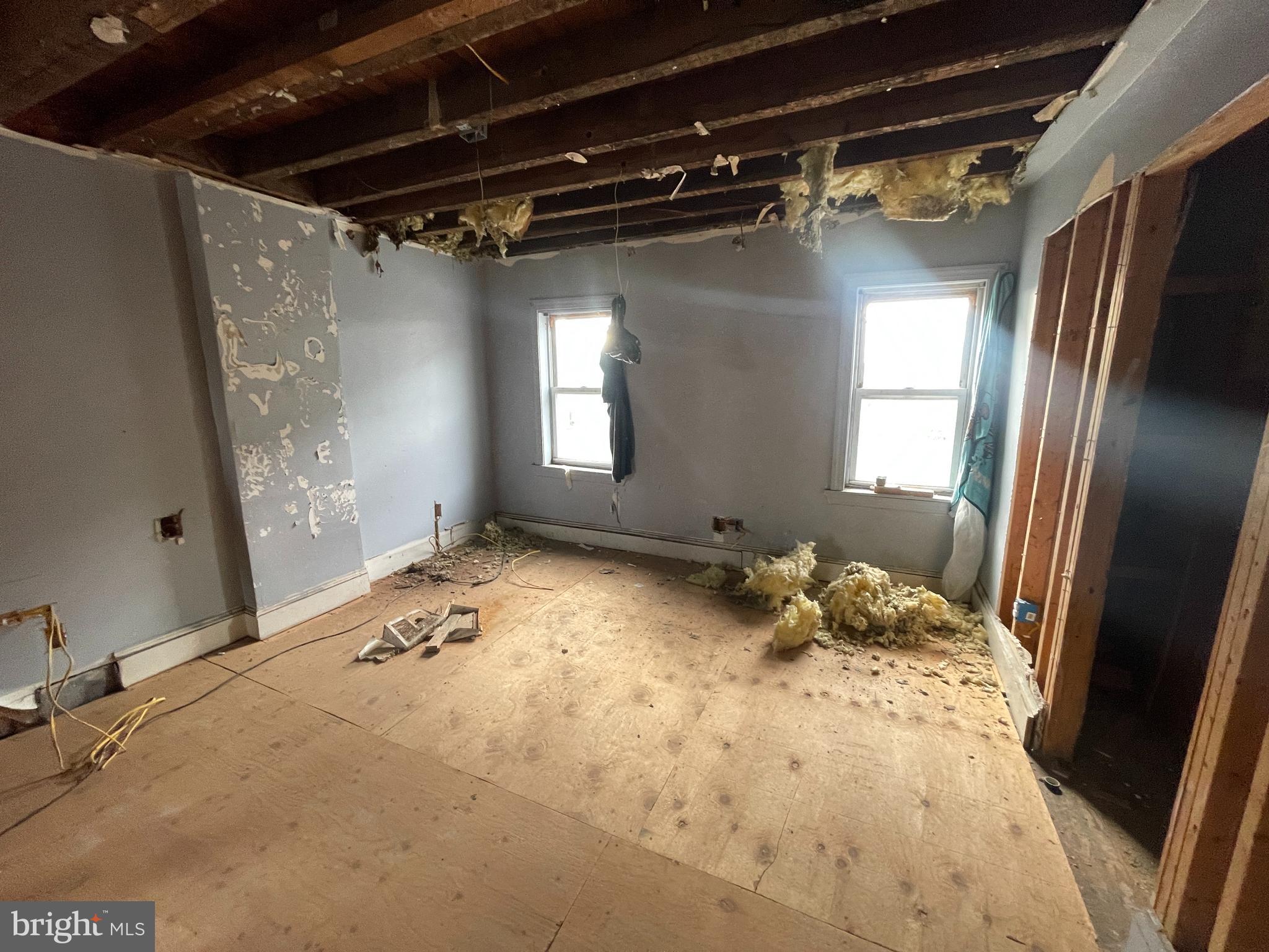 409 Flower Street Chester, PA 19013 - Photo 9 of 19