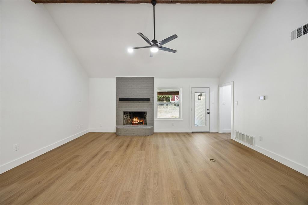 200 Willow Ridge Road Fort Worth, TX 76103 - Photo 8 of 36 Gallery Image 8
