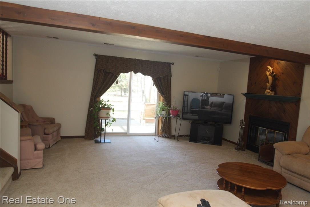 3875 Balmony Road Commerce Township, MI 48382 - Photo 33 of 52 IMG_0201.JPG
