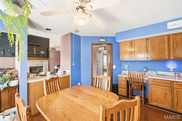$389,900 | 950 Haversham Drive, St. Charles, MO 63304