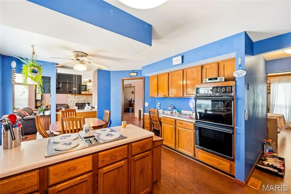 $389,900 | 950 Haversham Drive, St. Charles, MO 63304