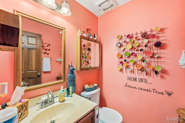 $389,900 | 950 Haversham Drive, St. Charles, MO 63304