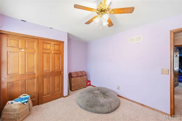 $389,900 | 950 Haversham Drive, St. Charles, MO 63304