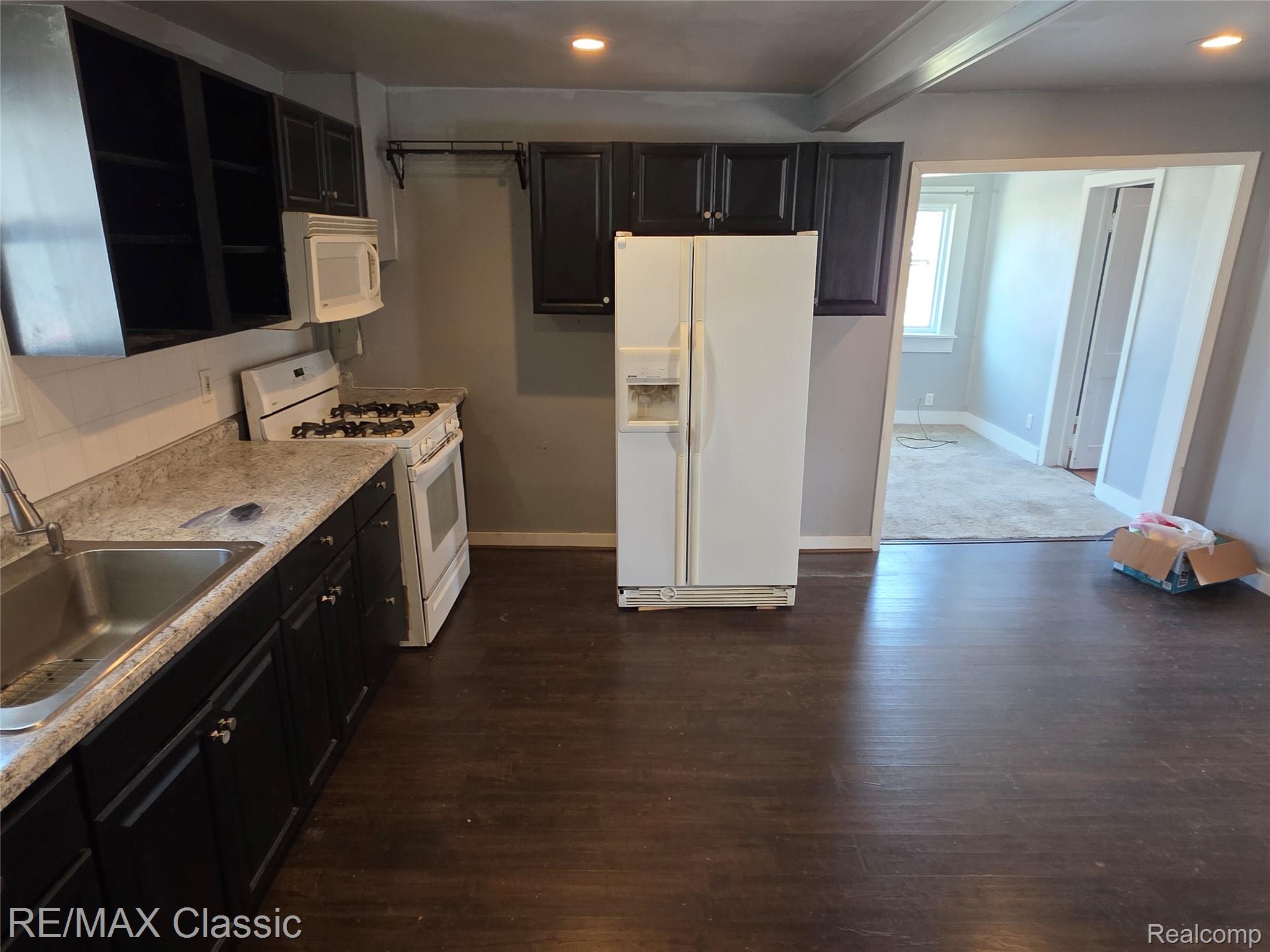 3259 North State Road Davison, MI 48423 - Photo 9 of 28 20260320_141007.jpg