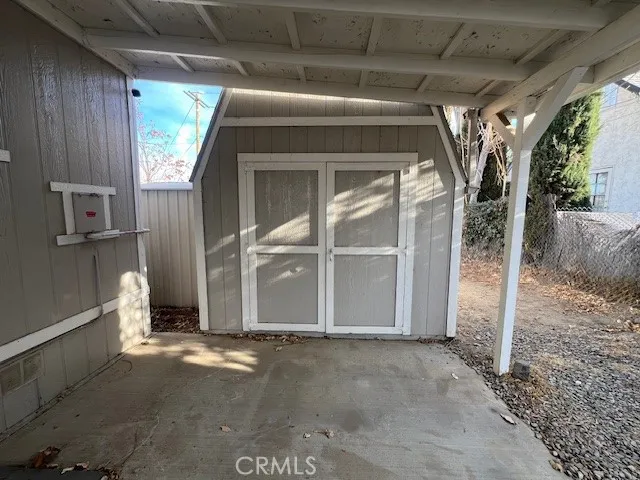 a view of backyard with outer view