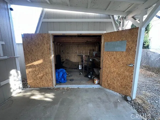a view of a garage