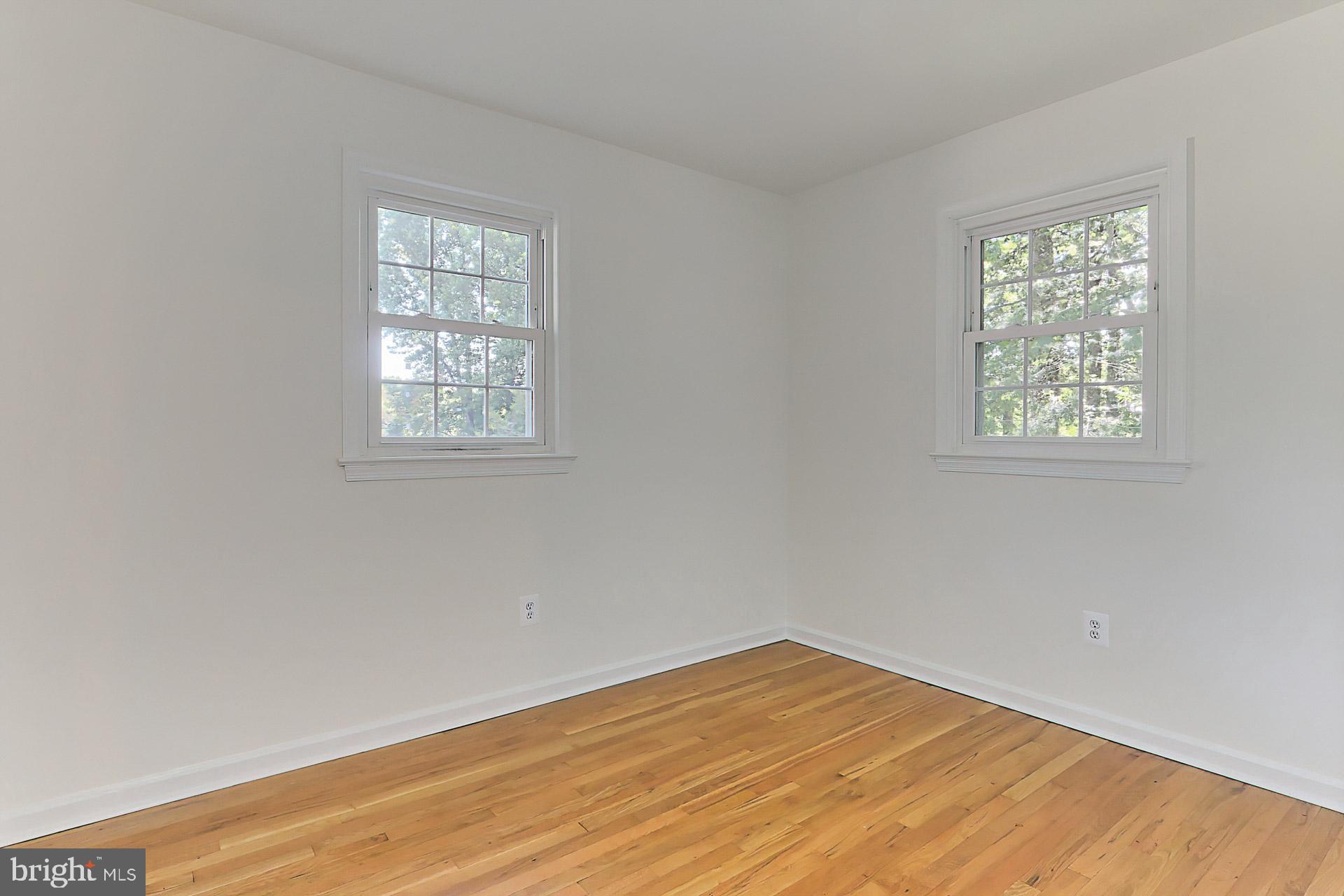 6807 Huntsman Boulevard Springfield, VA 22152 - Photo 30 of 46 Bedroom