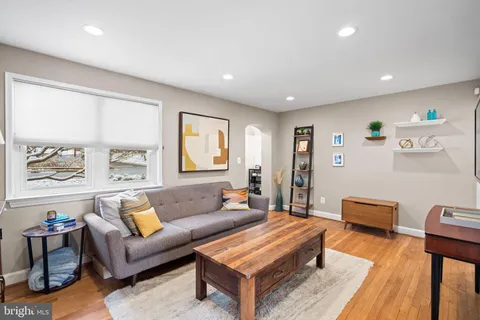 $795,000 | 410 Lincoln Avenue, Takoma Park, MD 20912