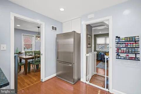 $795,000 | 410 Lincoln Avenue, Takoma Park, MD 20912