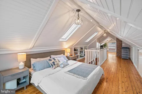 $795,000 | 410 Lincoln Avenue, Takoma Park, MD 20912