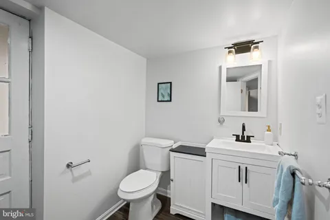 $795,000 | 410 Lincoln Avenue, Takoma Park, MD 20912