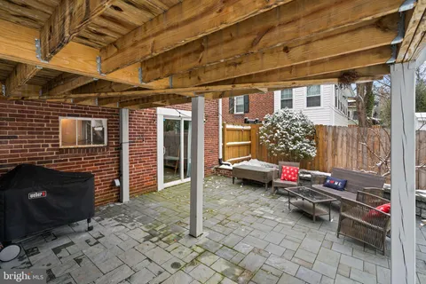 $795,000 | 410 Lincoln Avenue, Takoma Park, MD 20912