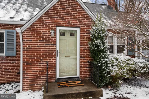 $795,000 | 410 Lincoln Avenue, Takoma Park, MD 20912