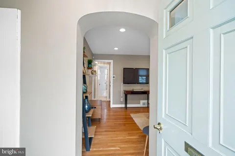 $795,000 | 410 Lincoln Avenue, Takoma Park, MD 20912