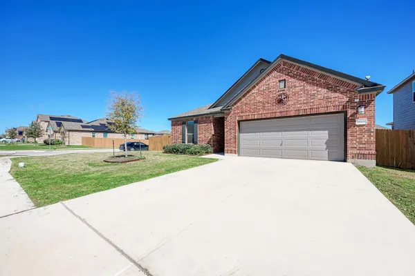 $2,000 | 18600 Golden Eagle Way, Elgin, TX 78621