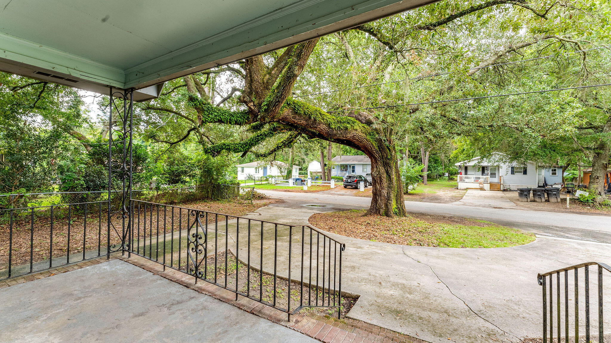 692 York Street Mount Pleasant, SC 29464 - Photo 7 of 28