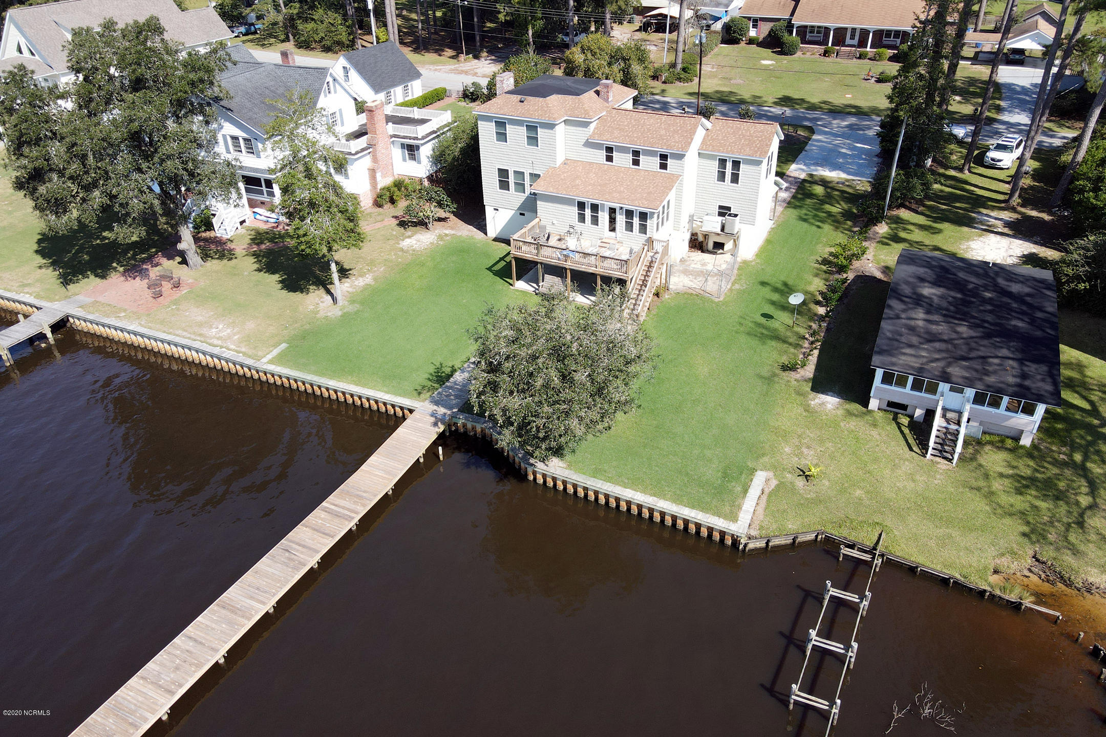 196 Shady Banks Beach Road Washington, NC 27889 - Photo 13 of 60 196 Shady Banks-00012