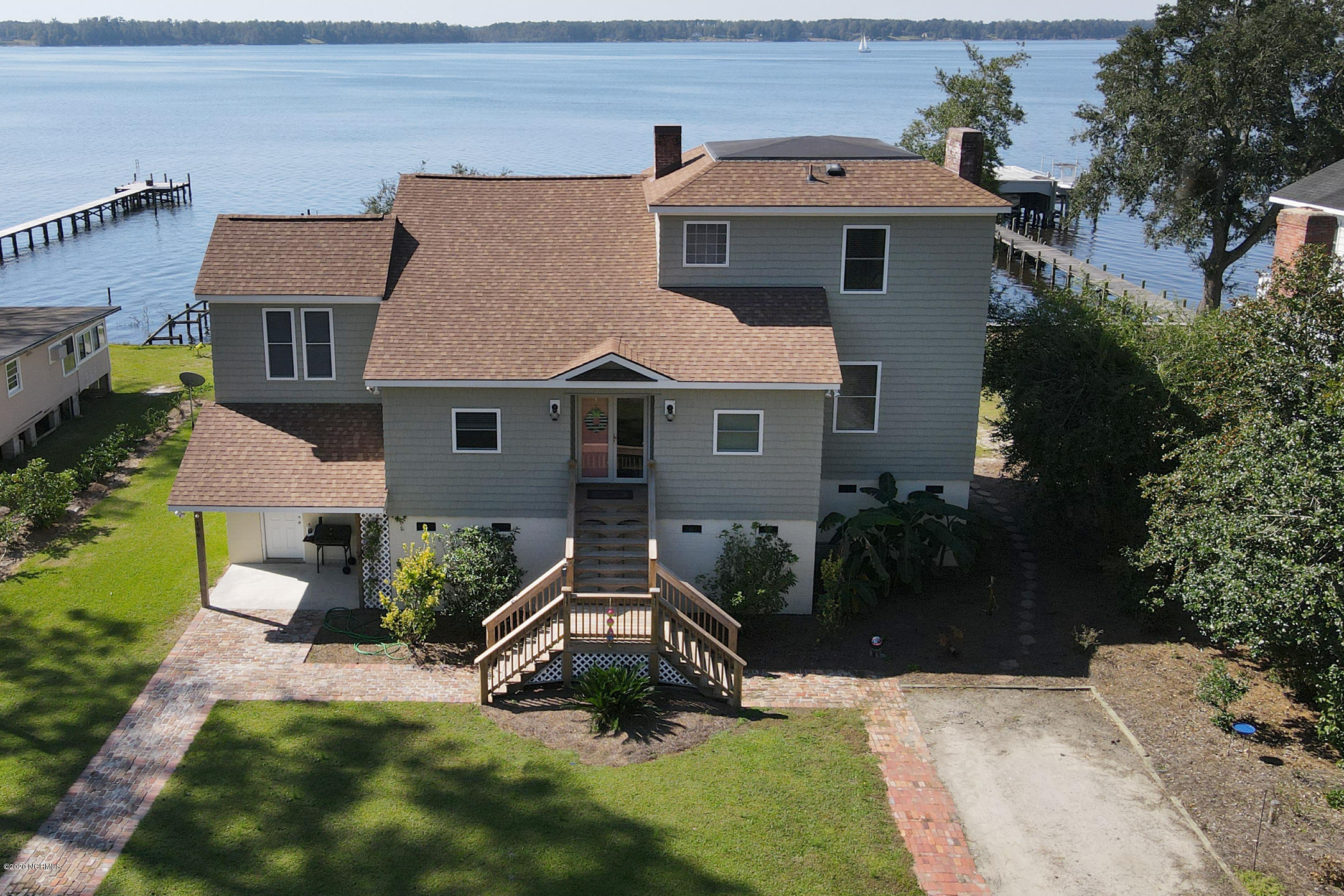 196 Shady Banks Beach Road Washington, NC 27889 - Photo 2 of 60 196 Shady Banks-00003