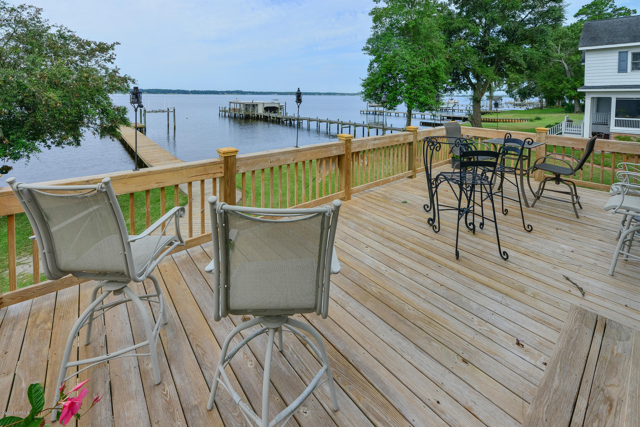 196 Shady Banks Beach Road Washington, NC 27889 - Photo 39 of 60 Beautiful Deck