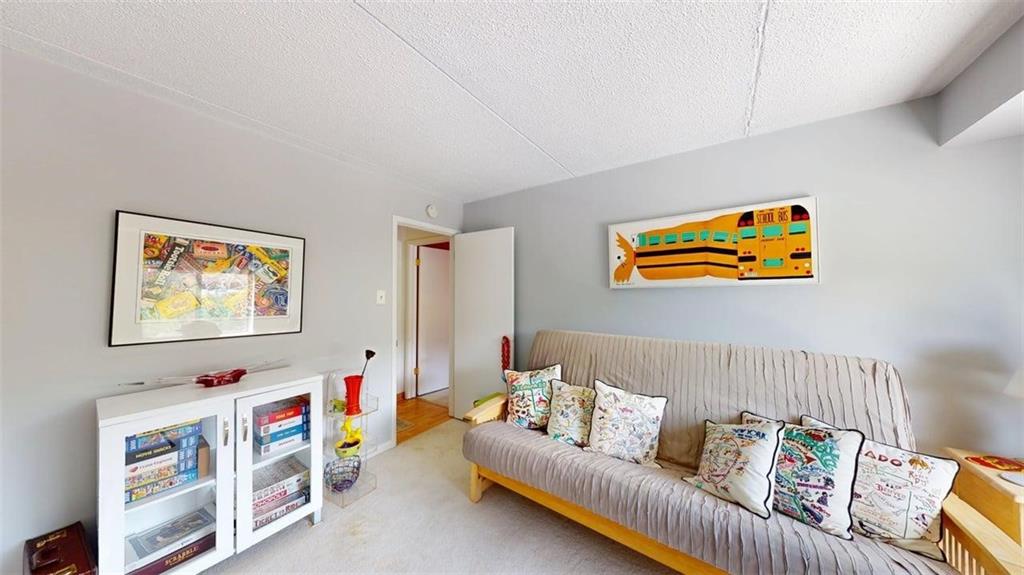 2120 Greentree Road, Unit 102E Pittsburgh, PA 15220 - Photo 26 of 32
