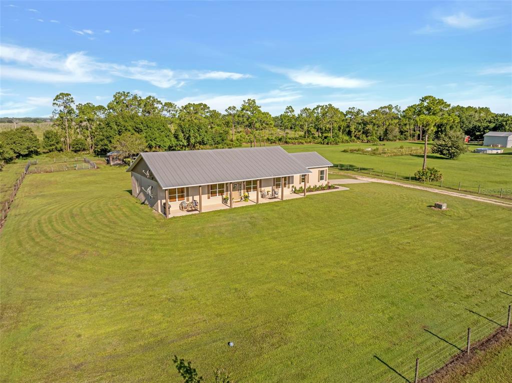 99 Trader Road LaBelle, FL 33935 - Photo 11 of 48