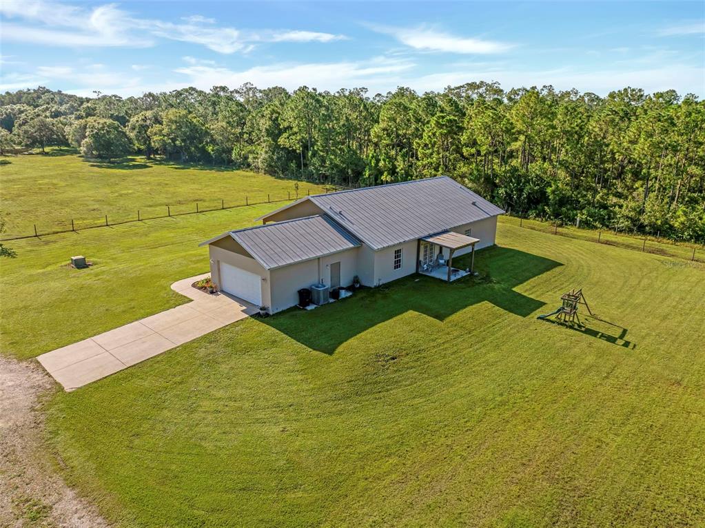 99 Trader Road LaBelle, FL 33935 - Photo 12 of 48