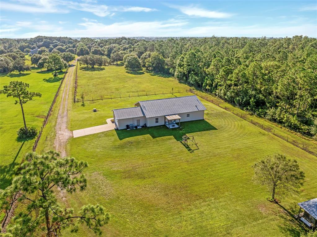 99 Trader Road LaBelle, FL 33935 - Photo 2 of 48