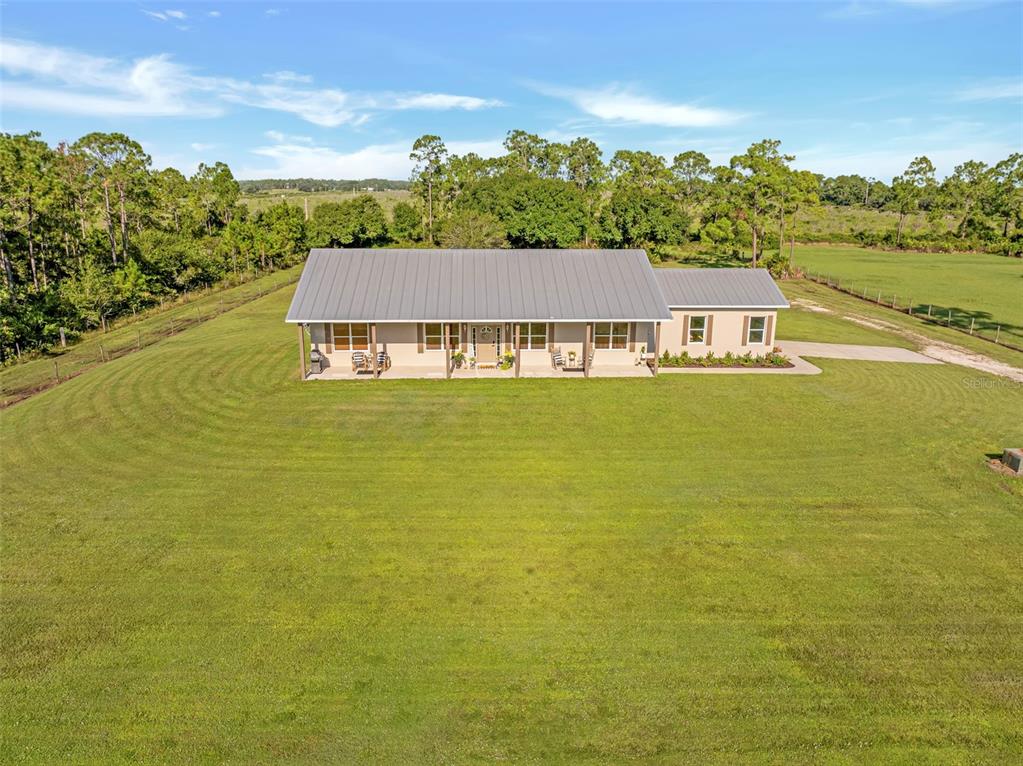 99 Trader Road LaBelle, FL 33935 - Photo 9 of 48