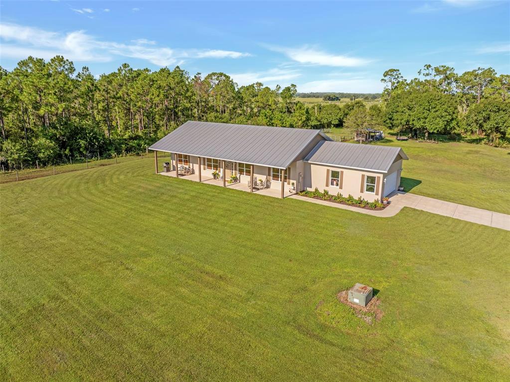 99 Trader Road LaBelle, FL 33935 - Photo 10 of 48