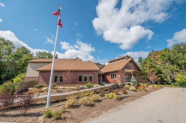 $469,000 | 33 D White Oaks Loop, Unit 38, West Dover, VT 05356