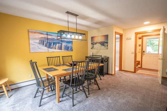 $499,000 | 33 D White Oaks Loop, Unit 38, West Dover, VT 05356