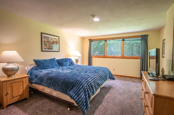 $469,000 | 33 D White Oaks Loop, Unit 38, West Dover, VT 05356